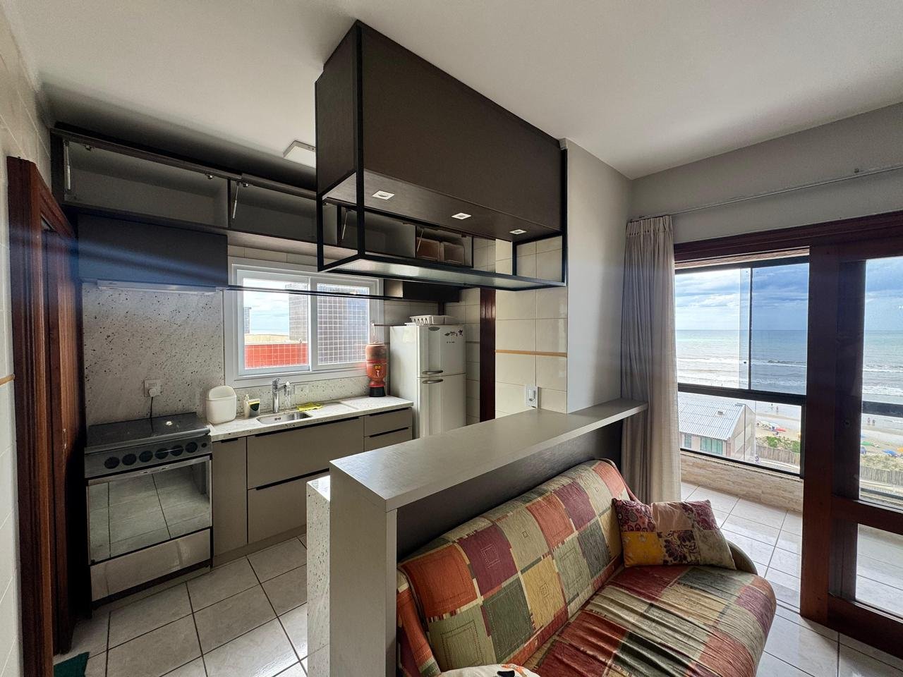 Apartamento para Venda em Capao da Canoa, Capão da Canoa - RS | Ref: JE-05
