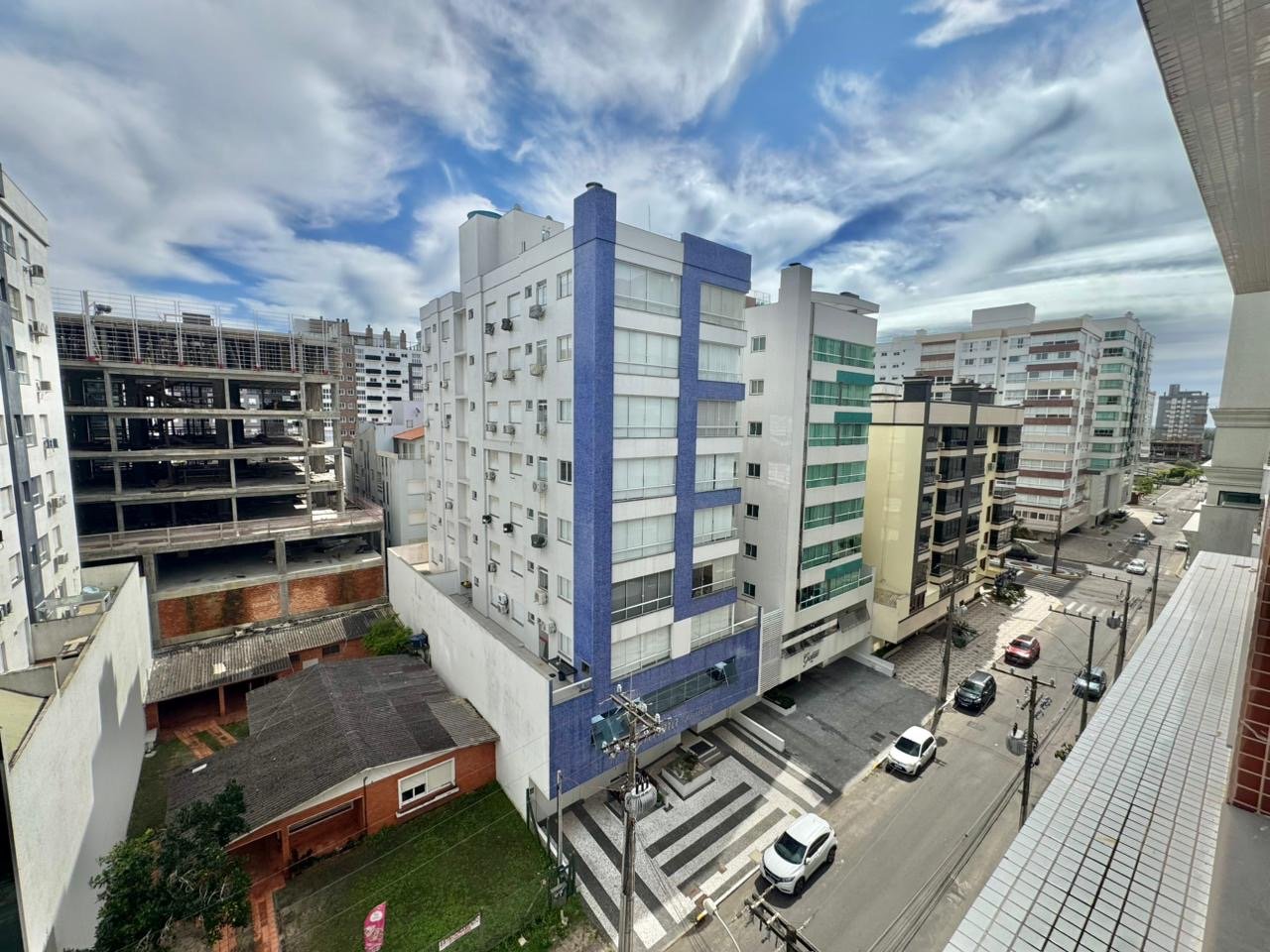 Apartamento para Venda em Zona norte, Capão da Canoa - RS | Ref: APARTAMENTO 02 DORMITÓRIOS COM SUITE  BOX DE ESTAC