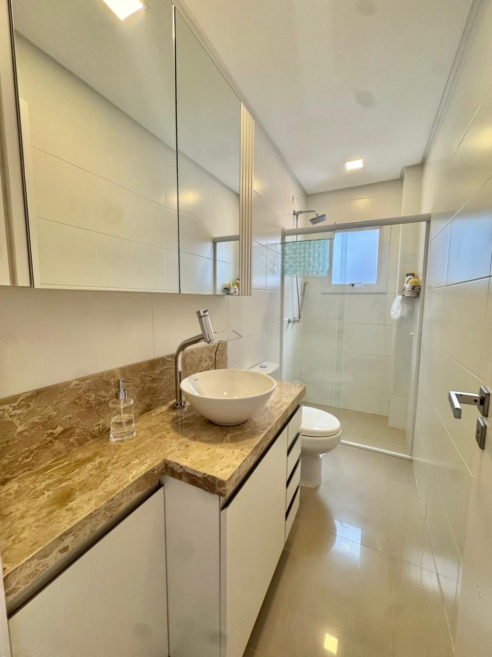 Apartamento para Venda em Zona norte, Capão da Canoa - RS | Ref: APARTAMENTO 02 DORMITÓRIOS COM SUITE  BOX DE ESTAC